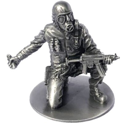 BRITISH ARMY SAS SOLDIER PEWTER MINI FIGURE COLLECTABLE MODEL