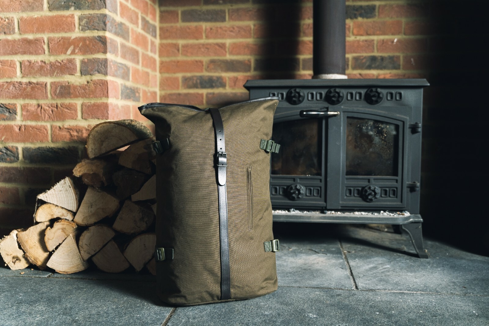 14375767571764187536