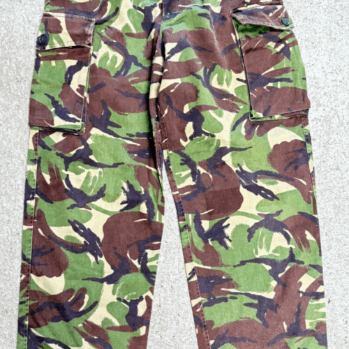 BRITISH ARMY TEMPERATE TROUSERS DPM Camo 30"W 33"L GRADE 1 Issued SURPLUS (B2)