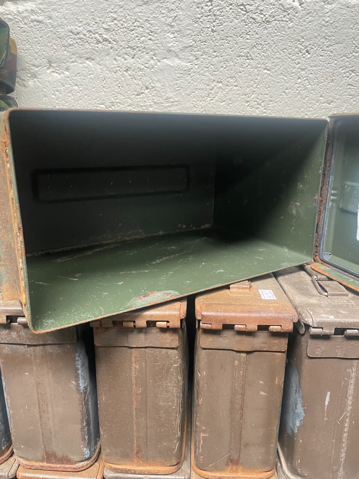 36586281811766662851