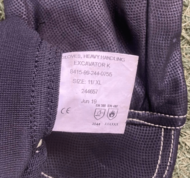 23358388631764092487