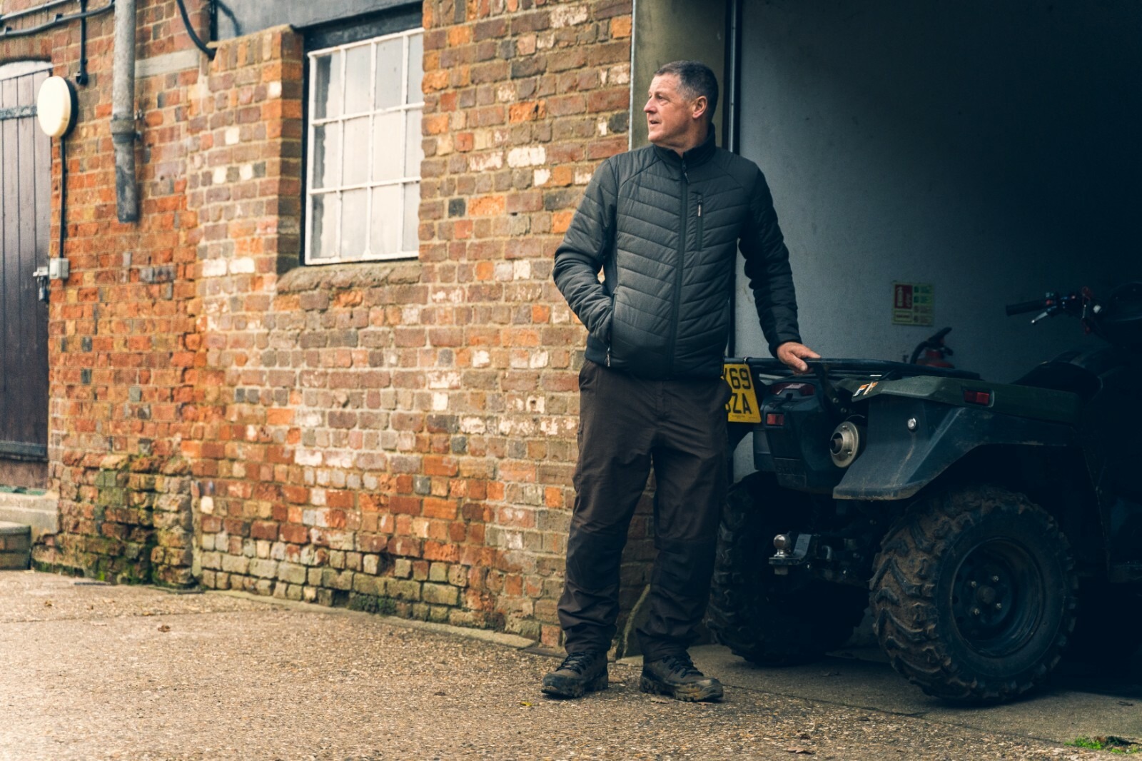 12911337631764632896