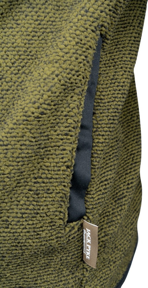 19131568881764077579