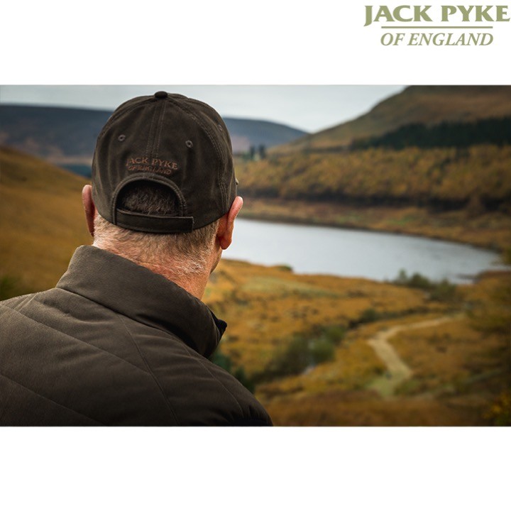 12676692461763996322