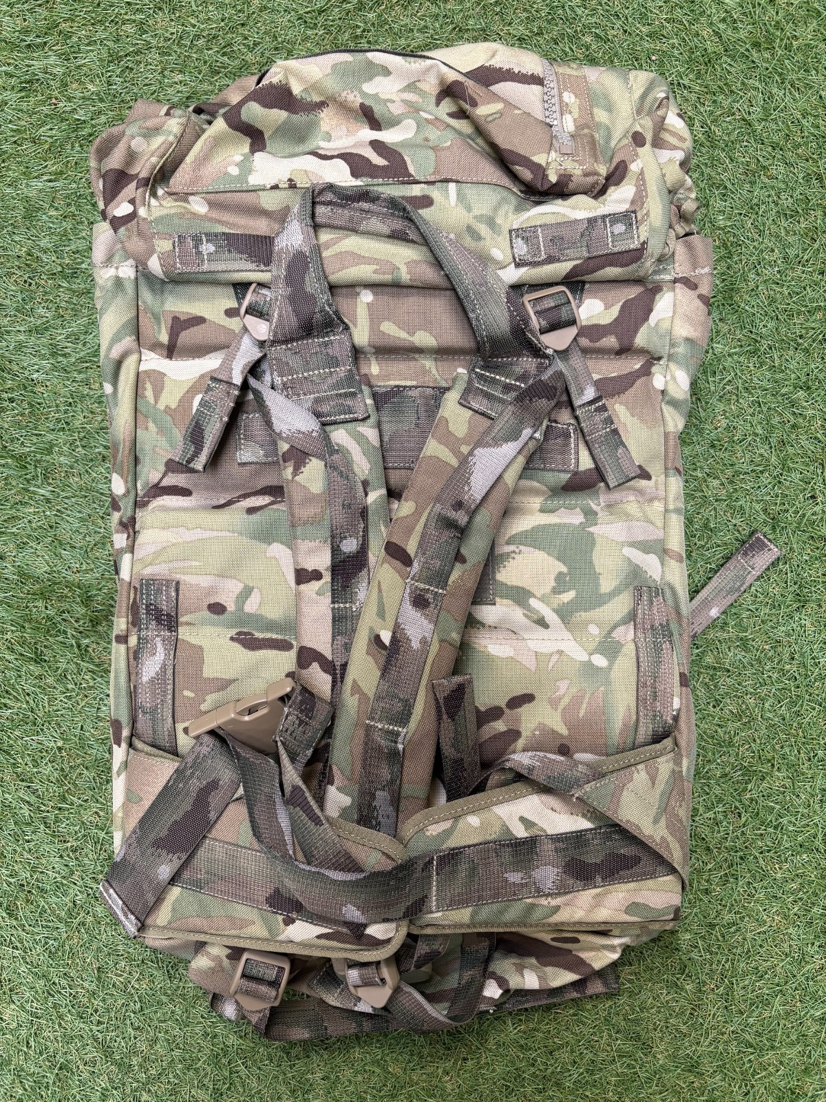 24653706261762954129