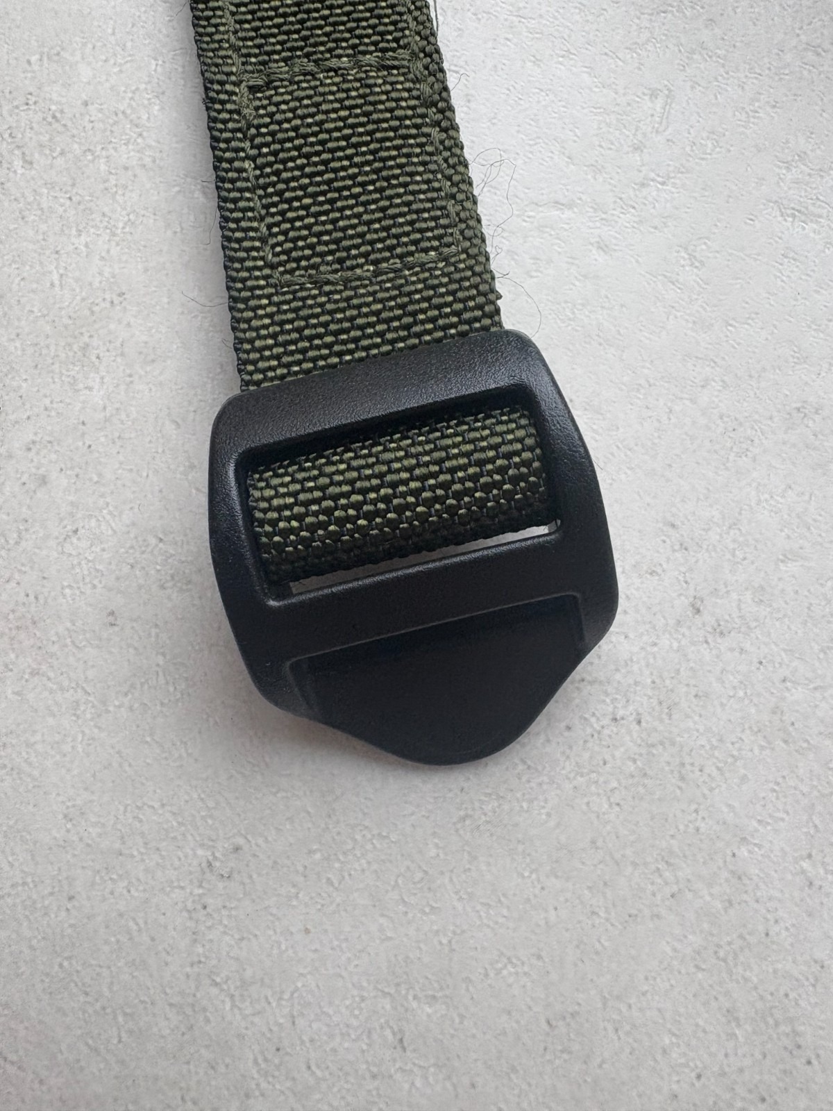 42371807211764155977