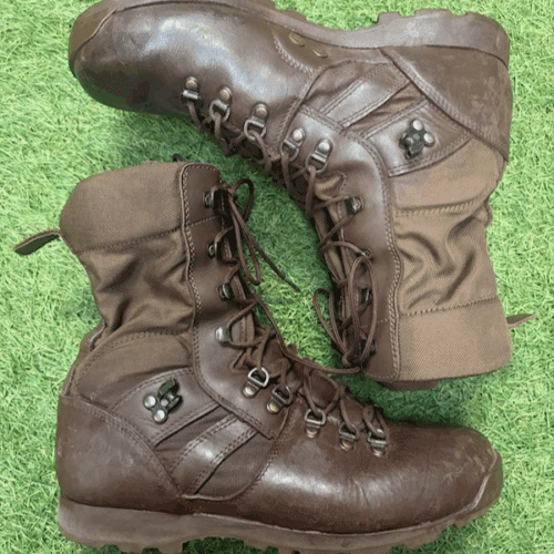 Altberg Brown Combat Boots Mens Size 8.5 Medium Fit Army Hiking