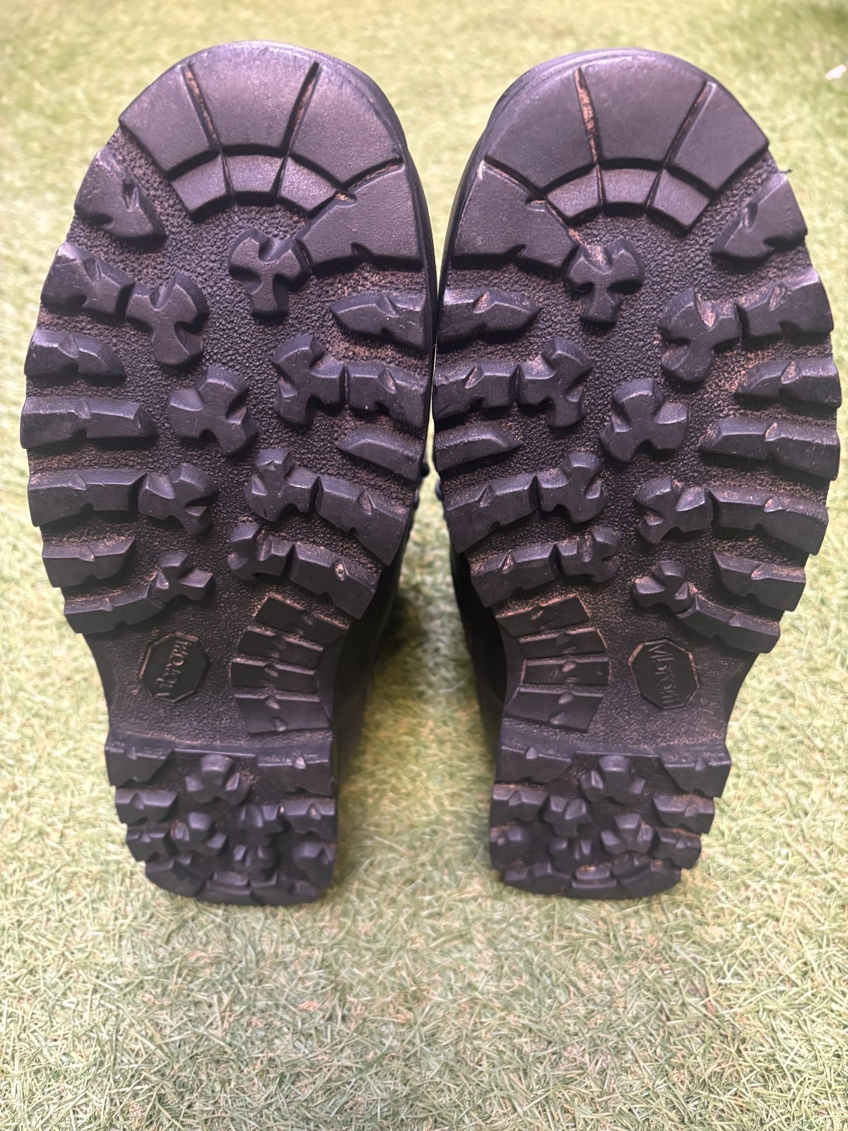 39099935211764853431