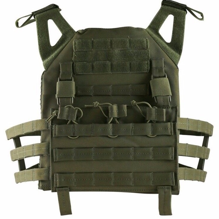 12163933681768687302