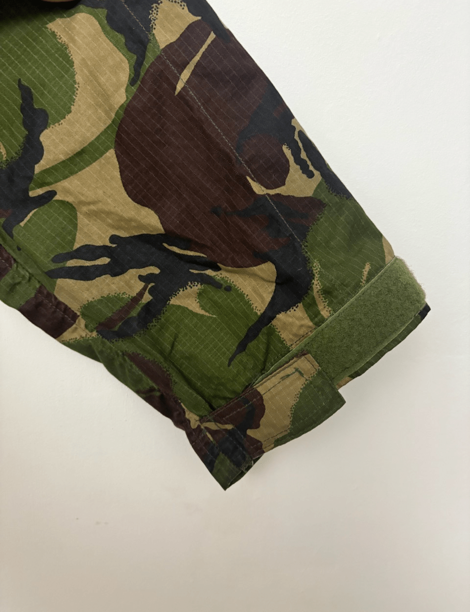 27389583611768992946