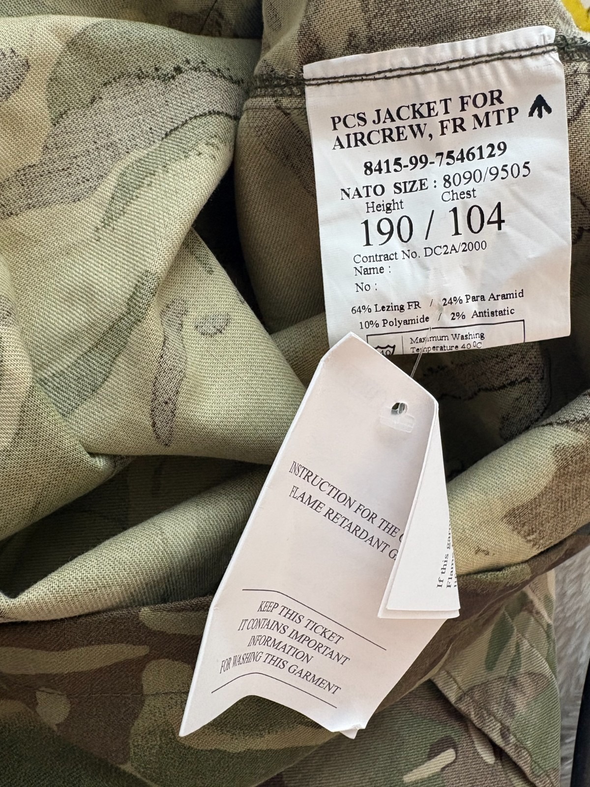 16131161791768913527