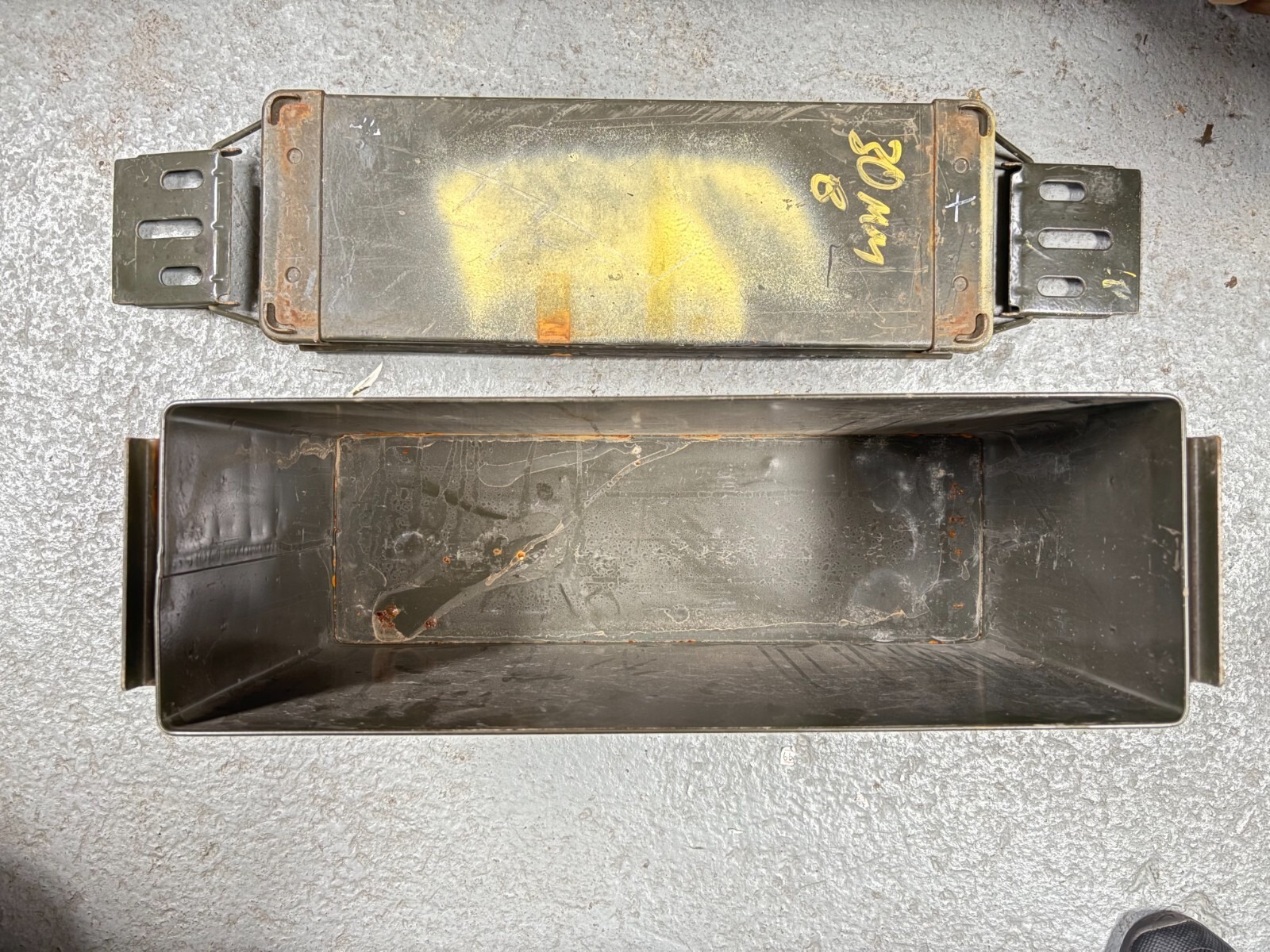 12700006821772806883