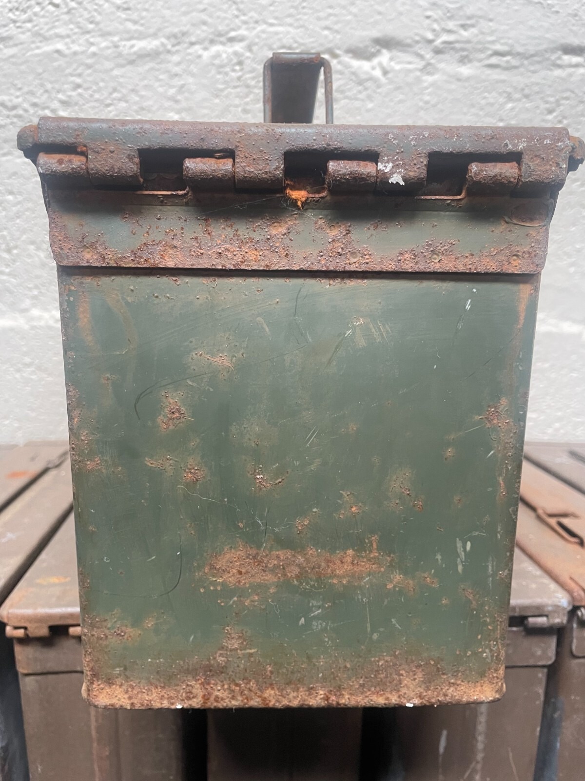 16463995981769117628