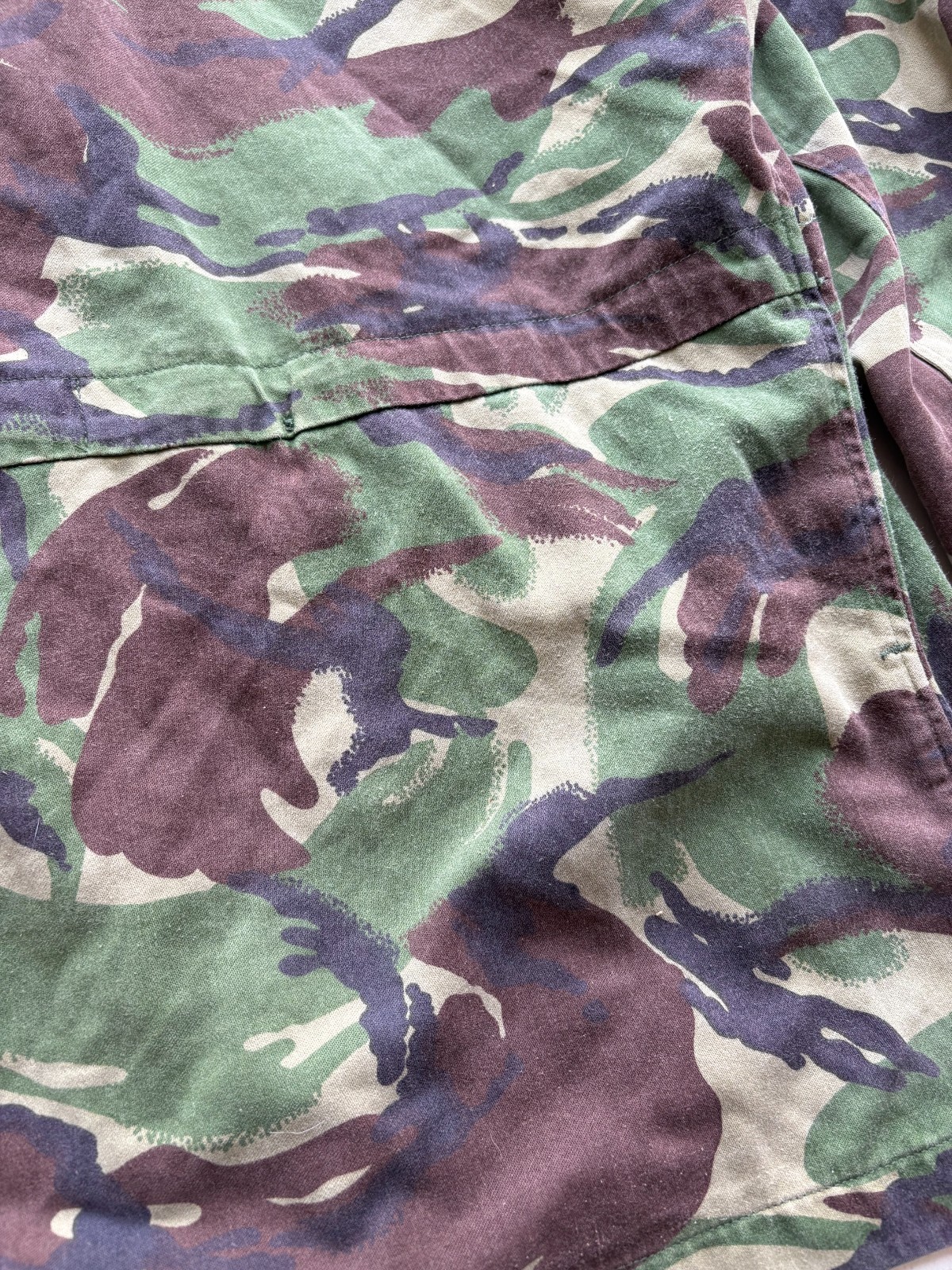 38042618731773833301