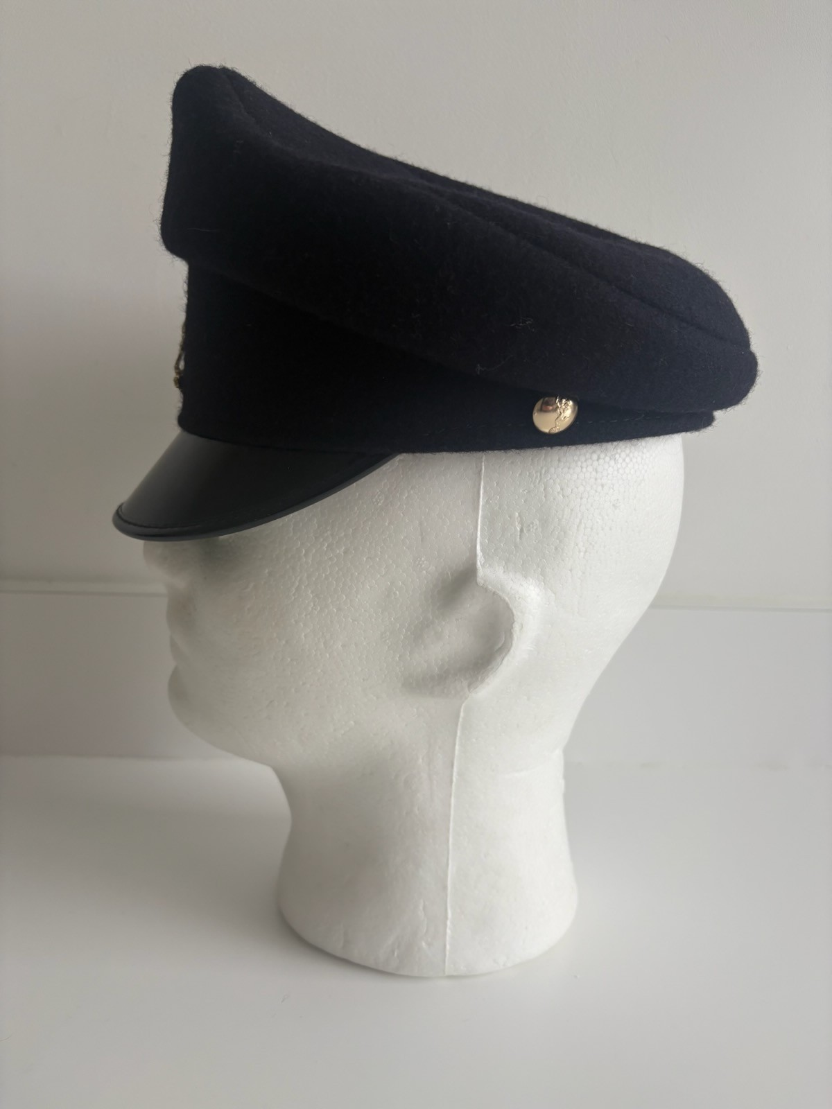 39044575871770212998