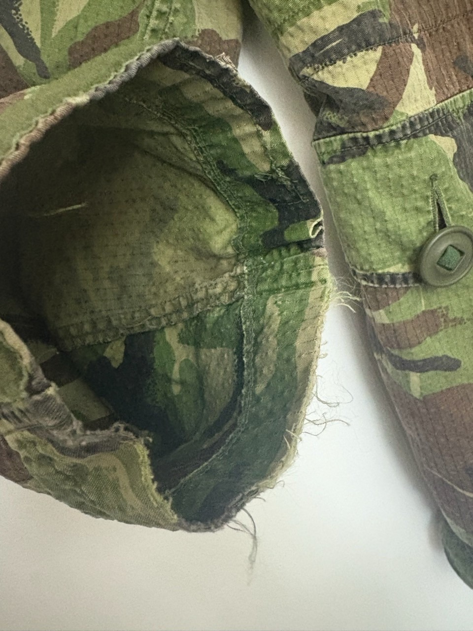 39528586811770206812