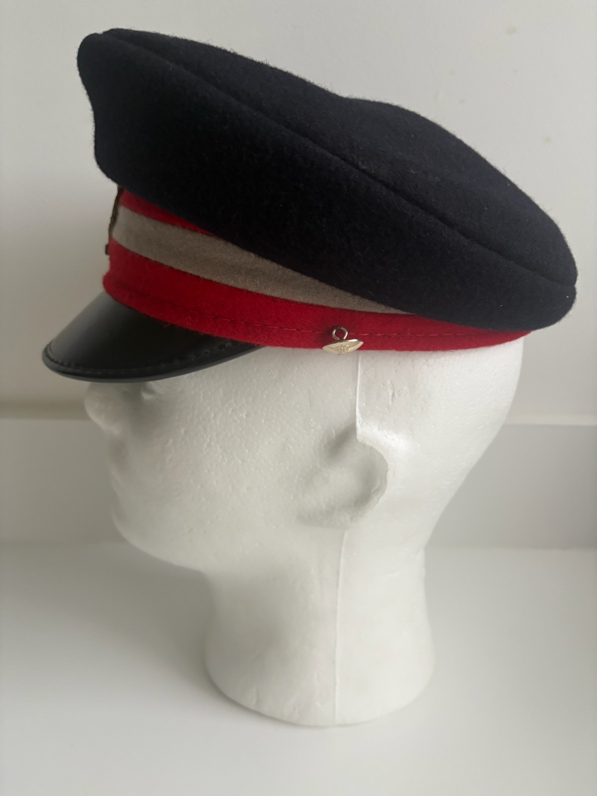 16431339381770298909