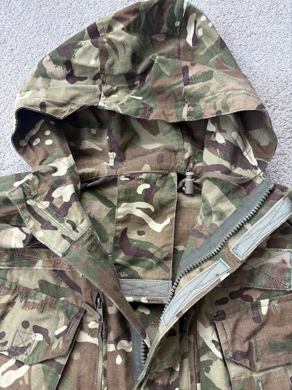 14234422851774353406