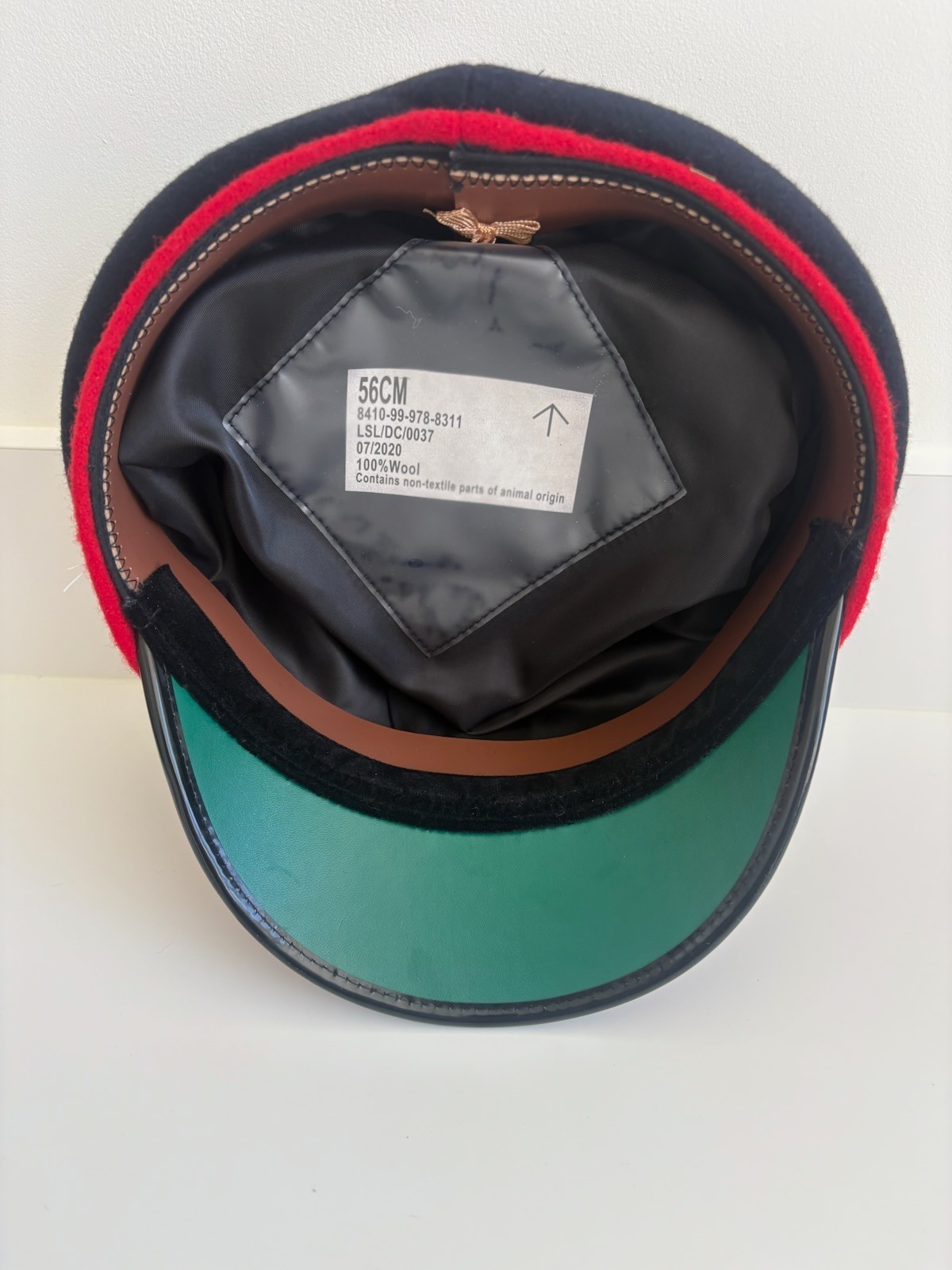 19504772091772617222