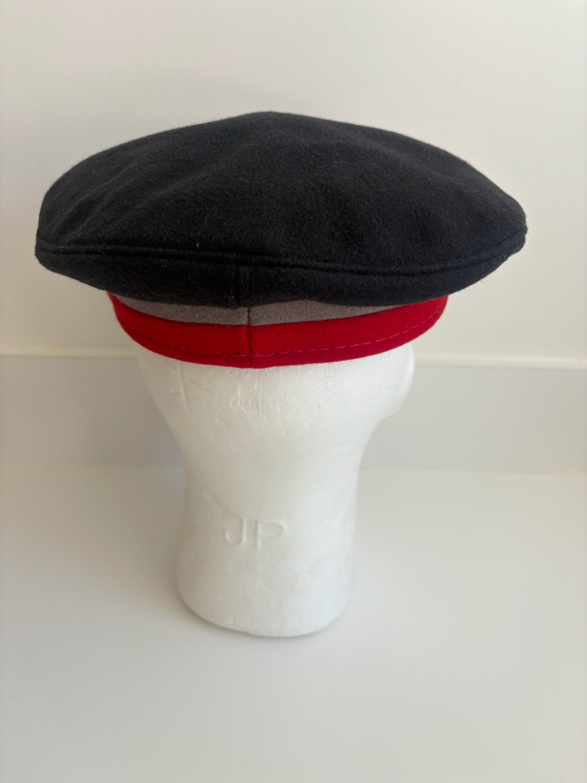 41611528981772617431