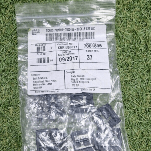 BRITISH ARMY ISSUED CBRN SPARE STRAP CLIPS NEW IN PACK Military Surplus (B7)