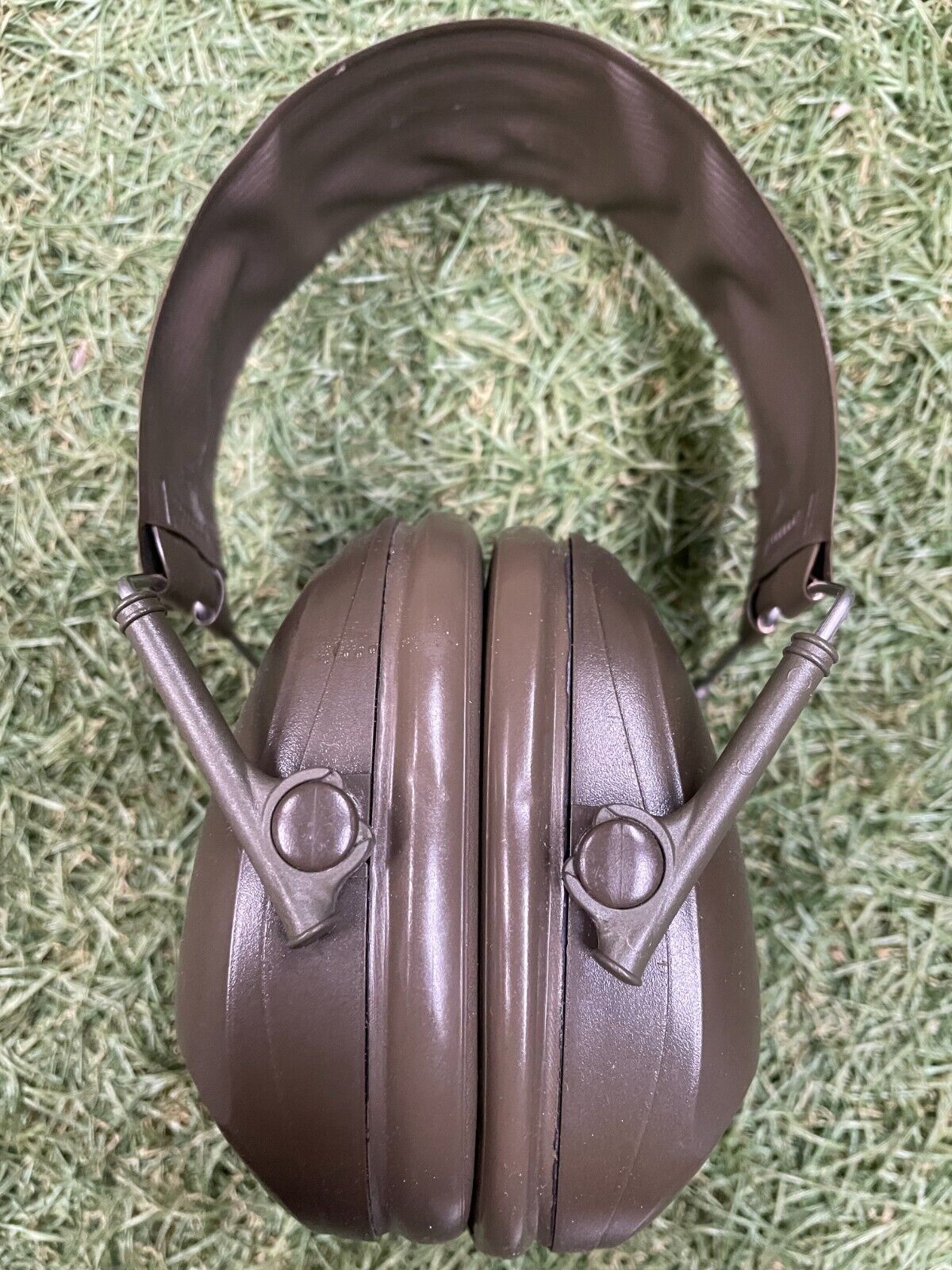 BRITISH ARMY EAR DEFENDERS DEFENCE PELTOR CE95 Military Surplus ...